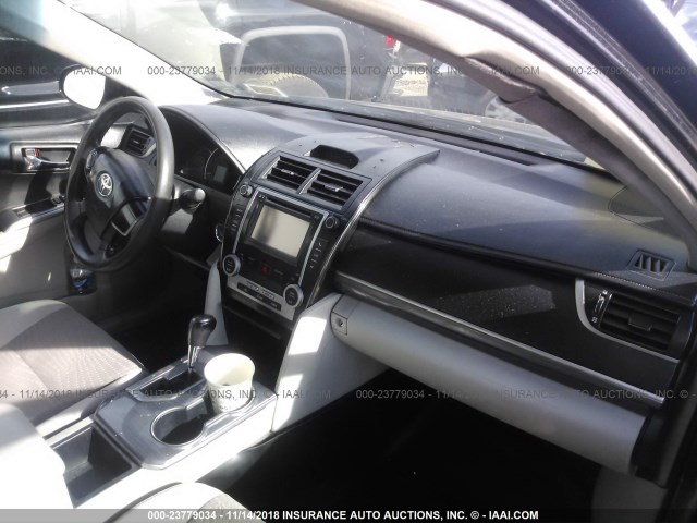 4T1BD1FK2DU087499 - 2013 TOYOTA CAMRY HYBRID/LE/XLE 黑色 照片 5