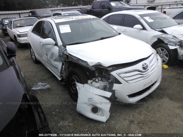 4T1BK3EK4BU609601 - 2011 TOYOTA CAMRY SE/LE/XLE WHITE photo 1