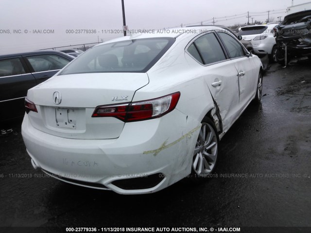 19UDE2F33GA025027 - 2016 ACURA ILX WATCH PLUS WHITE photo 4