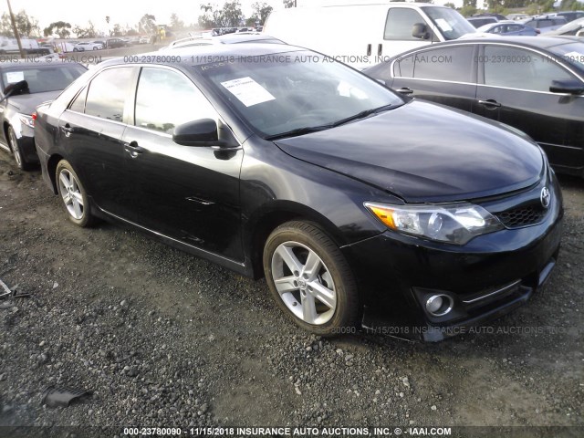 4T1BF1FK5DU297234 - 2013 TOYOTA CAMRY L/SE/LE/XLE Qara foto 1