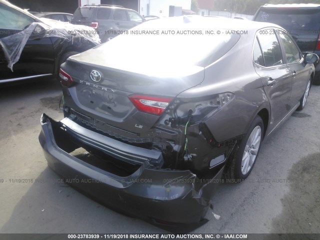 4T1B11HK6KU165172 - 2019 TOYOTA CAMRY L/LE/XLE/SE/XSE GRAY photo 6