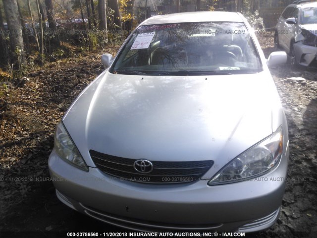 4T1BE32K23U673794 - 2003 TOYOTA CAMRY LE/XLE/SE SILVER photo 6