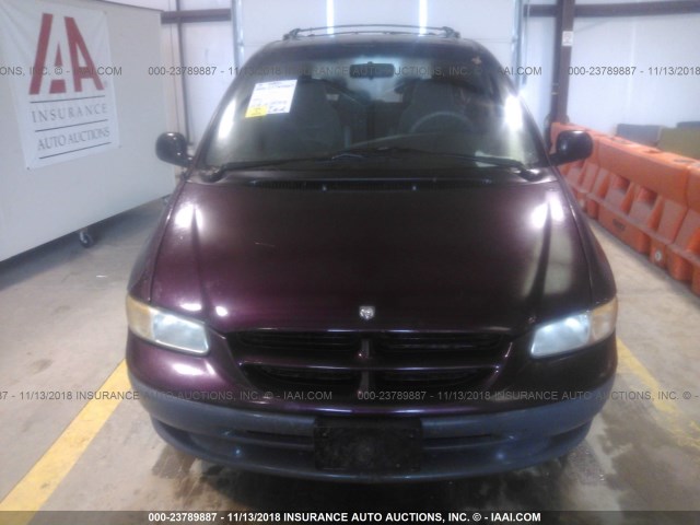 2B4GP2535YR816984 - 2000 DODGE CARAVAN BURGUNDY photo 6