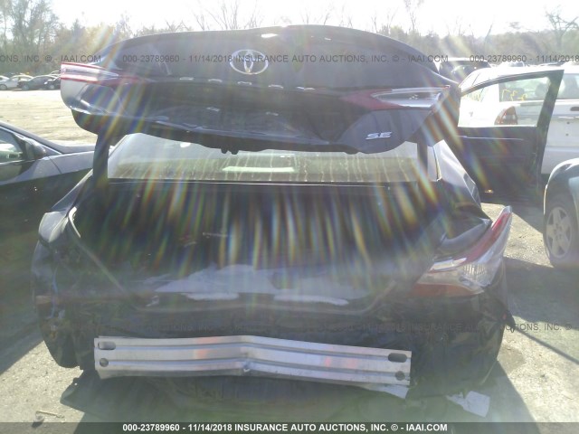 4T1B11HK7JU010967 - 2018 TOYOTA CAMRY L/LE/XLE/SE/XSE BLACK photo 6