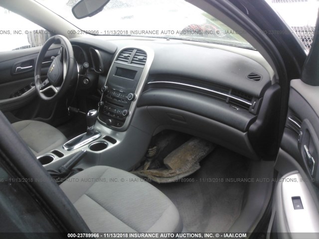 1G11B5SL5EF109912 - 2014 CHEVROLET MALIBU LS 黑色 照片 5