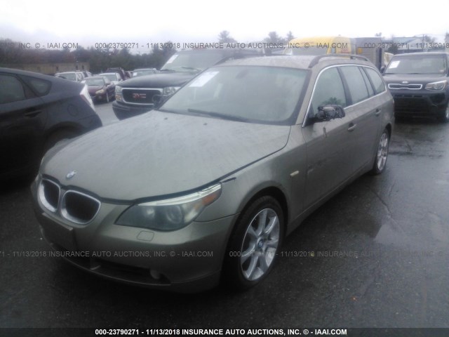 WBANN73596CN00802 - 2006 BMW 530 XIT GREEN photo 2