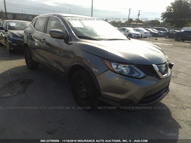 JN1BJ1CR7JW263044 - 2018 NISSAN ROGUE SPORT S/SV/SL GRAY photo 1