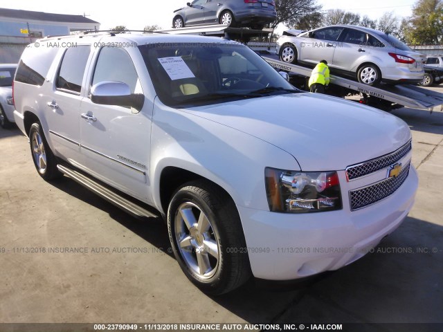 1GNSCKE06BR392007 - 2011 CHEVROLET SUBURBAN C1500 LTZ WHITE photo 1