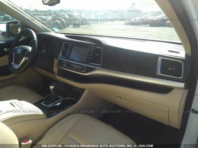 5TDKKRFH1FS109450 - 2015 TOYOTA HIGHLANDER XLE თეთრი ფოტო 5