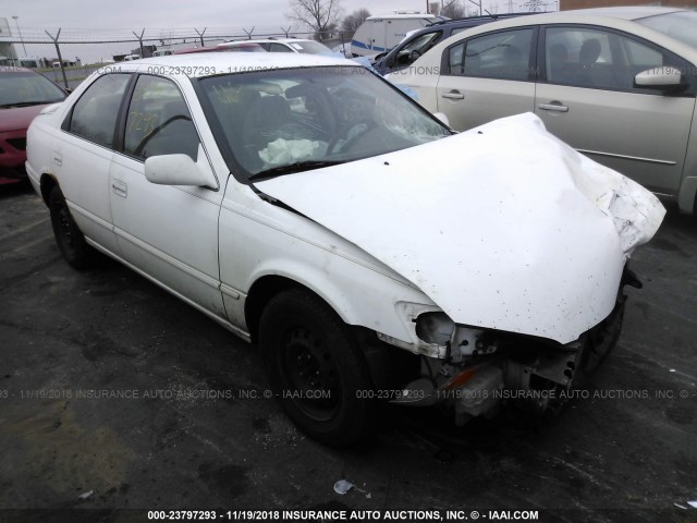 4T1BG22K2VU790900 - 1997 TOYOTA CAMRY CE/LE/XLE 白色 照片 1