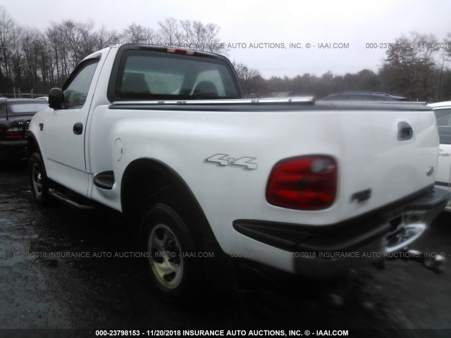 2FTRF08W14CA13563 - 2004 FORD F-150 HERITAGE CLASSIC WHITE photo 3