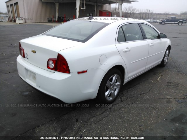 1G1ZB5E02CF325377 - 2012 CHEVROLET MALIBU LS 白色 照片 4