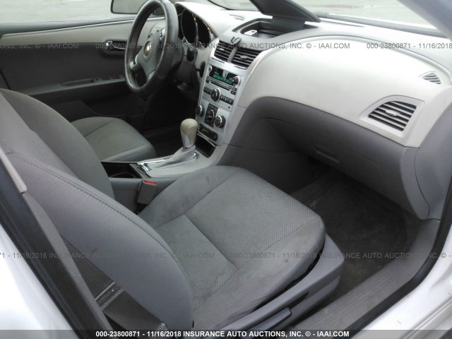 1G1ZB5E02CF325377 - 2012 CHEVROLET MALIBU LS 白色 照片 5
