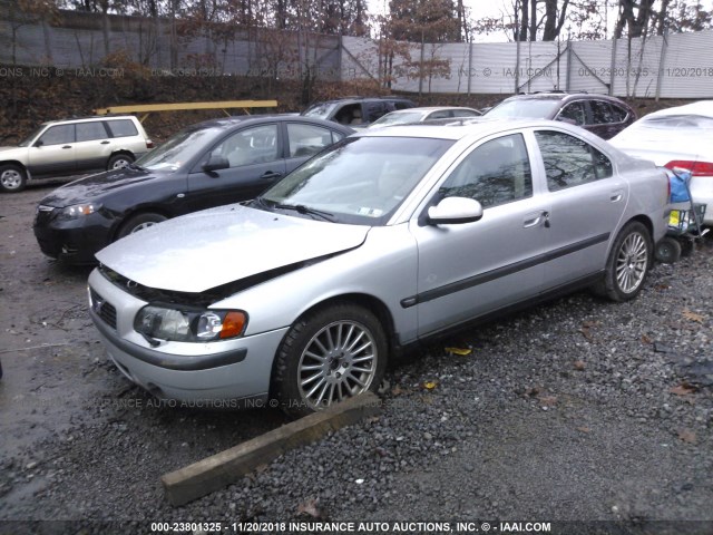 YV1RS58DX32236714 - 2003 VOLVO S60 2.4T SILVER photo 2