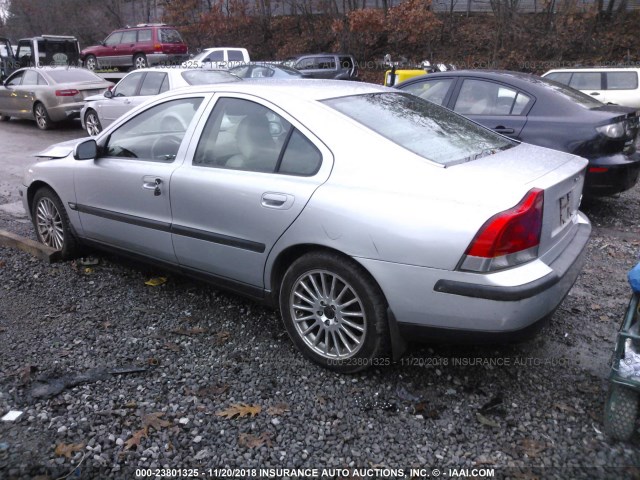 YV1RS58DX32236714 - 2003 VOLVO S60 2.4T SILVER photo 3