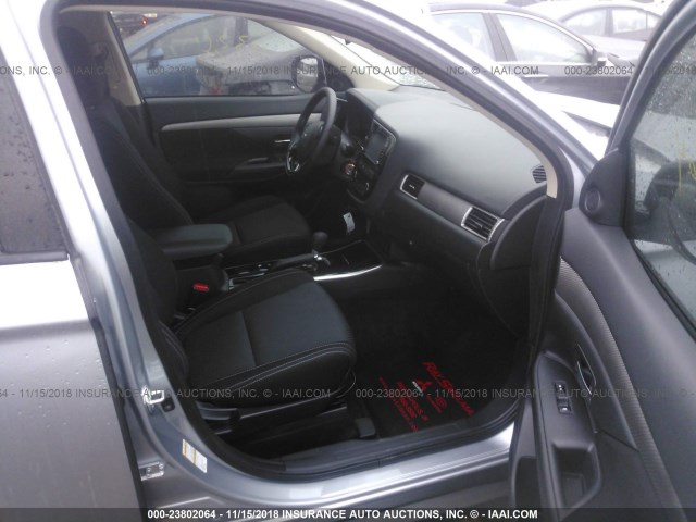 JA4AD2A30HZ064800 - 2017 MITSUBISHI OUTLANDER ES Açıq mavi foto 5