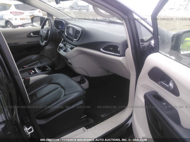 2C4RC1BG7JR154159 - 2018 CHRYSLER PACIFICA TOURING L Սև լուսանկար 5