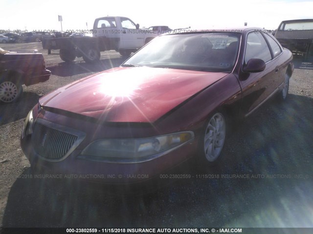 1LNFM91V3WY687526 - 1998 LINCOLN MARK VIII RED photo 2