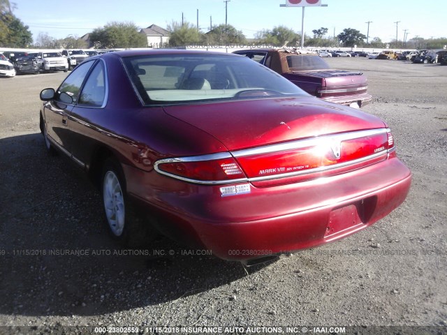 1LNFM91V3WY687526 - 1998 LINCOLN MARK VIII RED photo 3