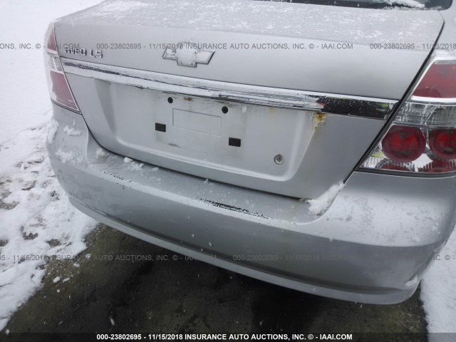 KL1TD56678B019436 - 2008 CHEVROLET AVEO LS SILVER photo 6