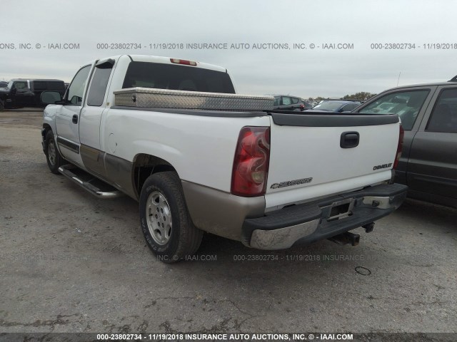 2GCEC19T531225068 - 2003 CHEVROLET SILVERADO C1500 WHITE photo 3