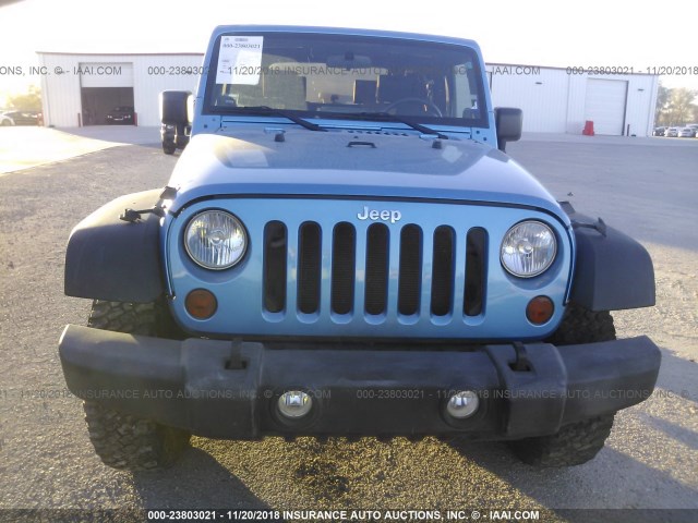 1J4AA2D1XAL157643 - 2010 JEEP WRANGLER SPORT BLUE photo 6