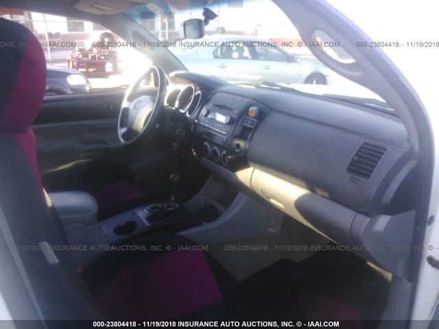 5TETX22N16Z191014 - 2006 TOYOTA TACOMA ACCESS CAB თეთრი ფოტო 5