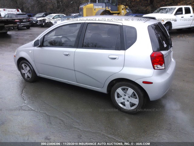 KL1TD66698B006113 - 2008 CHEVROLET AVEO LS SILVER photo 3