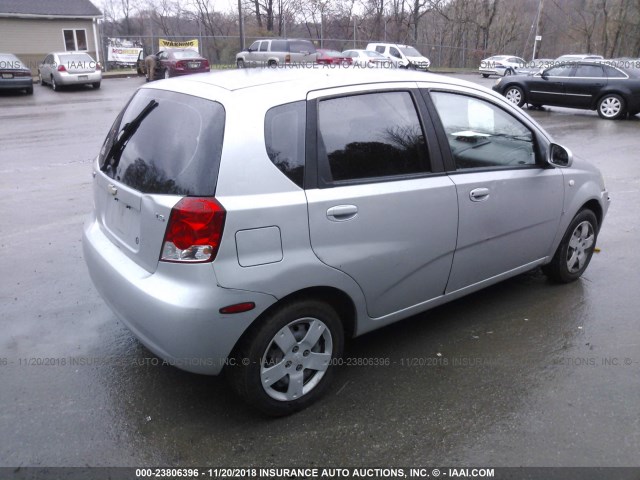 KL1TD66698B006113 - 2008 CHEVROLET AVEO LS SILVER photo 4