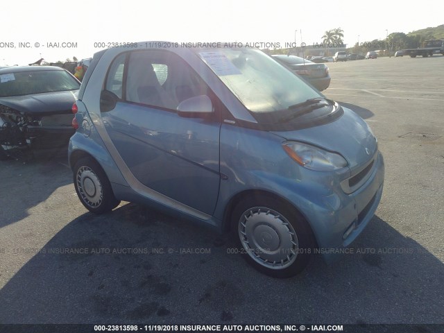 WMEEJ3BA4BK433257 - 2011 SMART FORTWO PURE/PASSION Light Blue photo 1