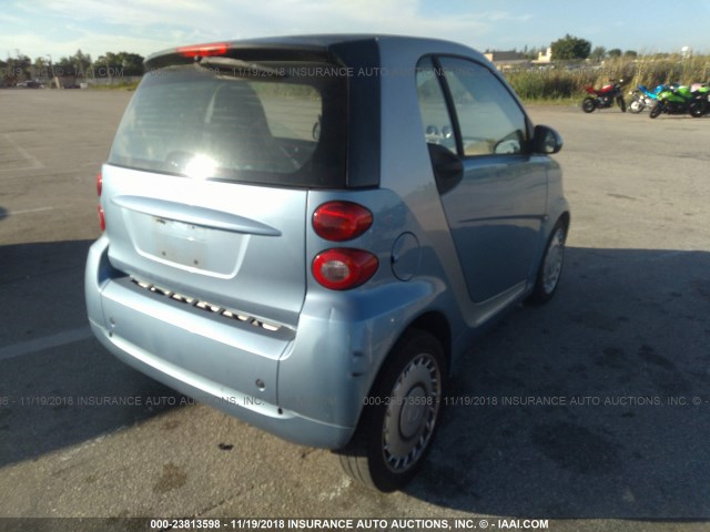WMEEJ3BA4BK433257 - 2011 SMART FORTWO PURE/PASSION Light Blue photo 6