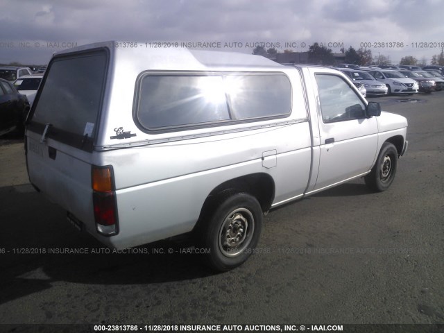 1N6SD11S9PC330521 - 1993 NISSAN TRUCK SHORT WHEELBASE SILVER photo 4