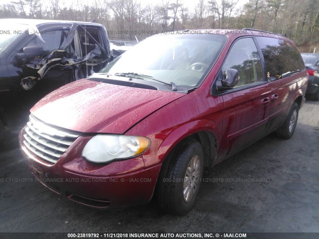 2A4GP44R36R881327 - 2006 CHRYSLER TOWN & COUNTRY LX MAROON photo 2