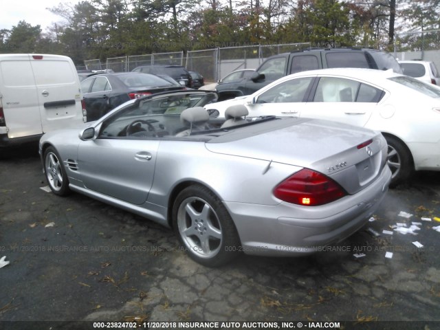 WDBSK75FX3F022564 - 2003 MERCEDES-BENZ SL 500R SILVER photo 3