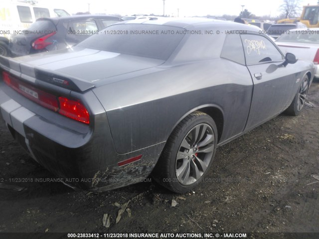 2C3CDYCJ3EH254152 - 2014 DODGE CHALLENGER SRT-8 GRAY photo 4