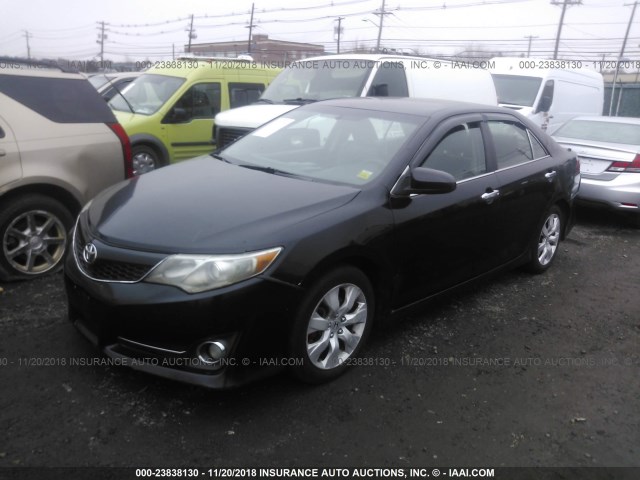 4T1BF1FK1CU148205 - 2012 TOYOTA CAMRY SE/LE/XLE BLACK photo 2