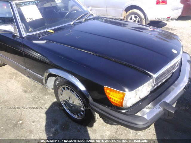 WDBBA48DXHA056536 - 1987 MERCEDES-BENZ 560 SL BLACK photo 6