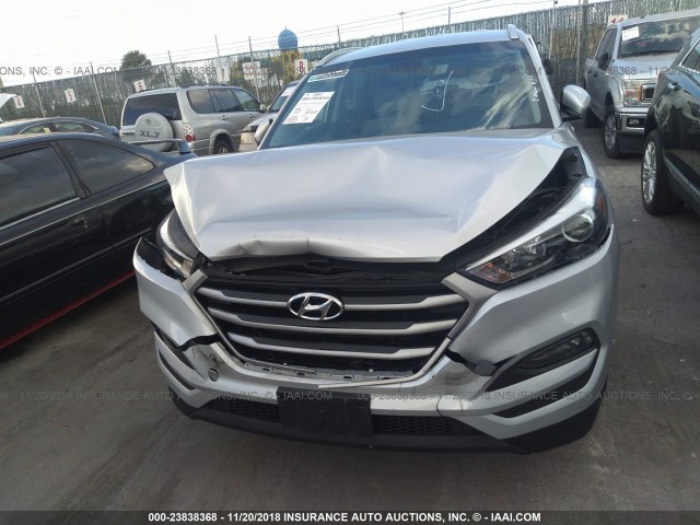 KM8J3CA46JU639746 - 2018 HYUNDAI TUCSON SILVER photo 6