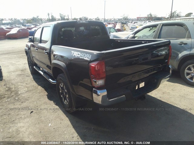 5TFCZ5AN3HX118265 - 2017 TOYOTA TACOMA DBL CAB/SR/TRDSPT/OR/PRO BLACK photo 3