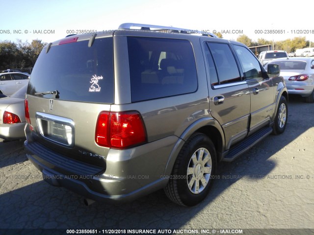 5LMFU27R64LJ16752 - 2004 LINCOLN NAVIGATOR Қоңыр фото 4