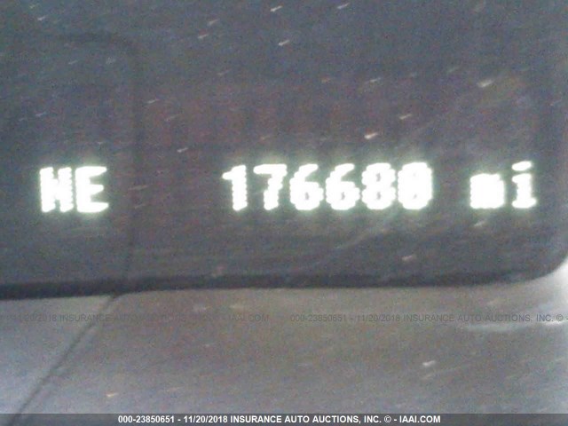 5LMFU27R64LJ16752 - 2004 LINCOLN NAVIGATOR Қоңыр фото 7