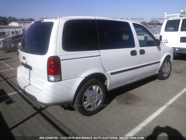 1GNDU23117D145452 - 2007 CHEVROLET UPLANDER LS WHITE photo 4