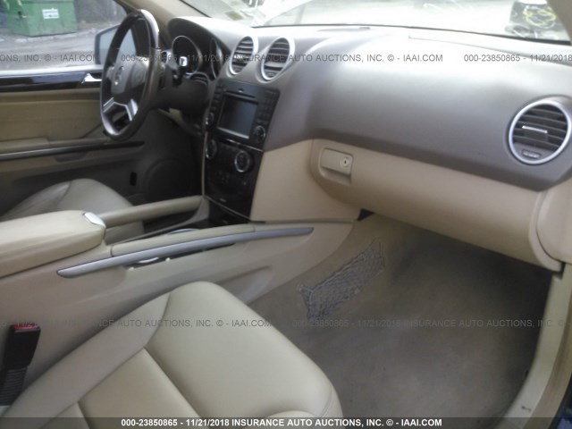 4JGBB8GB2BA647968 - 2011 MERCEDES-BENZ ML 350 4MATIC BLUE photo 5