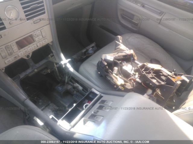 5LMEU78H63ZJ24781 - 2003 LINCOLN AVIATOR 银色 照片 6