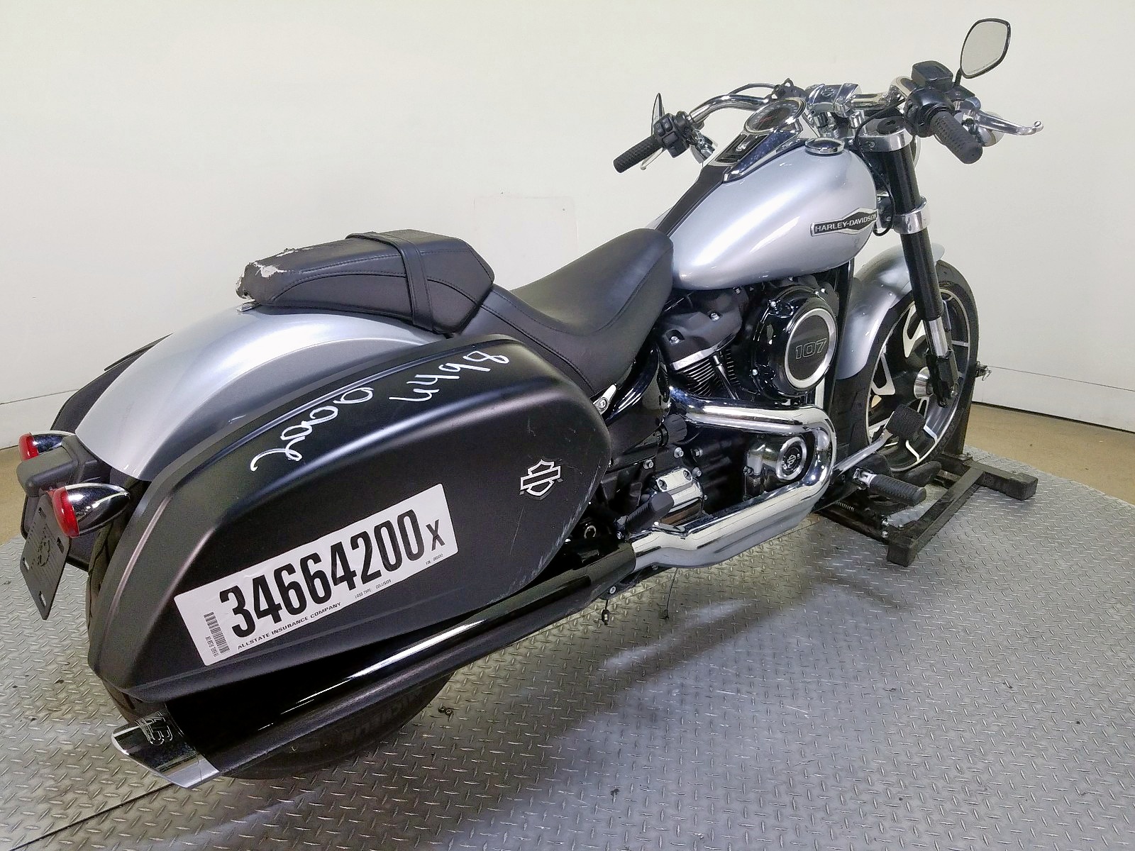 1HD1YMJ25KB066652 - 2019 HARLEY-DAVIDSON FLSB GRAY photo 8