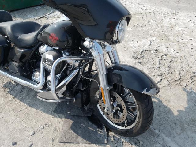 1HD1FVC29KB650755 - 2019 HARLEY-DAVIDSON FLHT BLACK photo 9