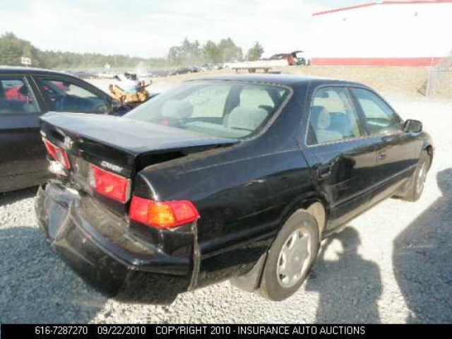 4T1BF22K1XU088167 - 1999 TOYOTA CAMRY LE/XLE BLACK photo 4