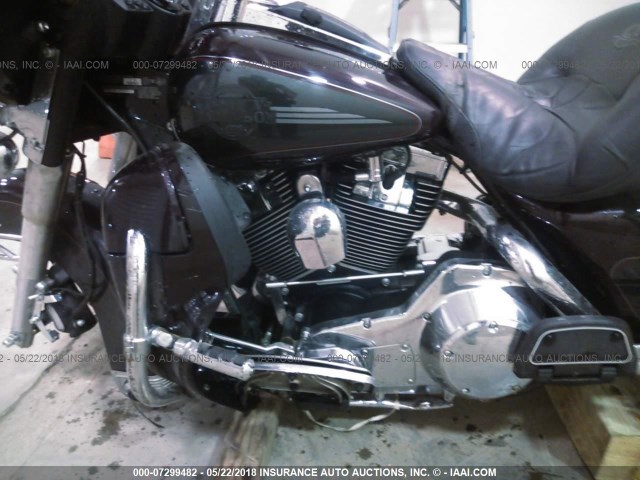 1HD1FCW116Y665468 - 2006 HARLEY-DAVIDSON FLHTCUI BLACK photo 9