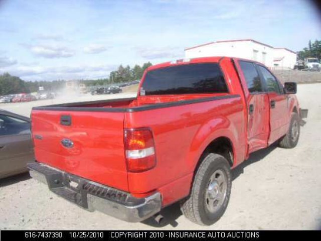 1FTRW12W95FA53734 - 2005 FORD LGT CONVTNL 'F' SUPERCREW RED photo 4